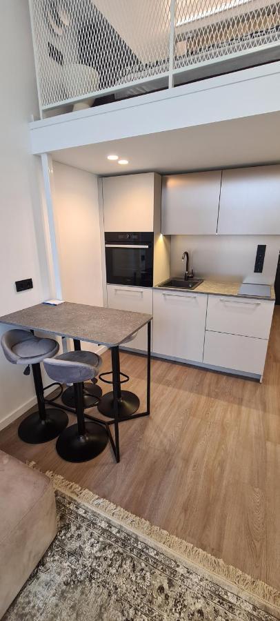 Stay In Kaunas & Radio City - Free Parking Exterior photo